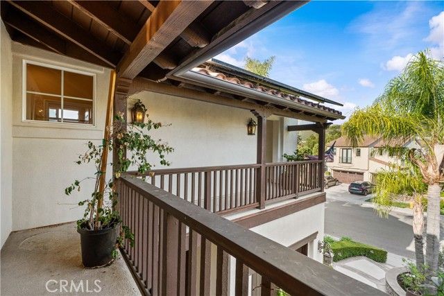 3 Hubbard Way, Laguna Hills, CA 92679