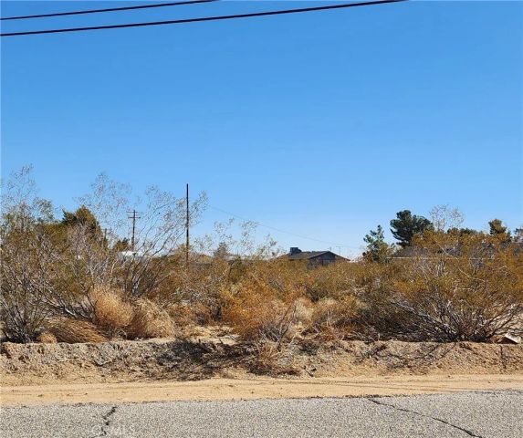 501 Sharon, Lucerne Valley, CA 92356