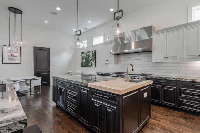 4636 Stanford Avenue, Dallas, TX 75209