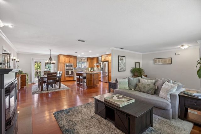 2440 Otter Trl, Cool, CA 95614