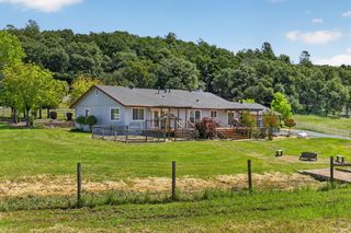 2440 Otter Trl, Cool, CA 95614