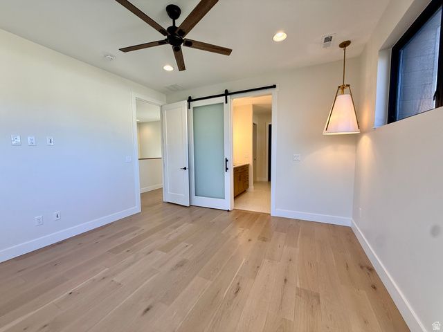 4445 S HOLLADAY PARK LN, Holladay, UT 84124