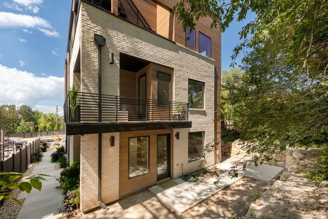 4445 S HOLLADAY PARK LN, Holladay, UT 84124