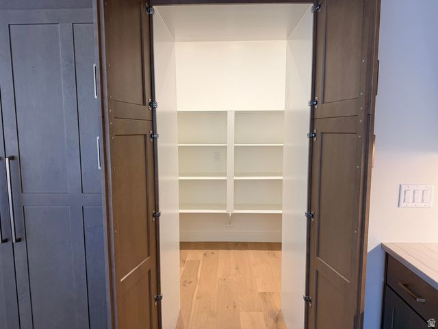 4445 S HOLLADAY PARK LN, Holladay, UT 84124