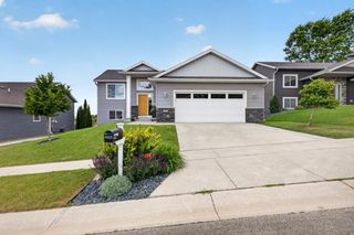 4621 Alan Lane NW, Rochester, MN 55901