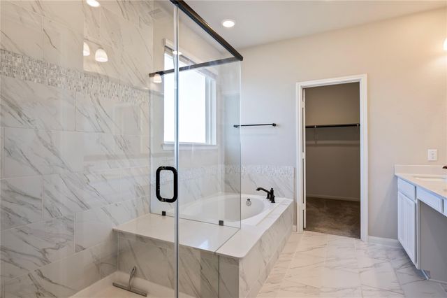 719 Sandy Bay Lane, Kemah, TX 77565