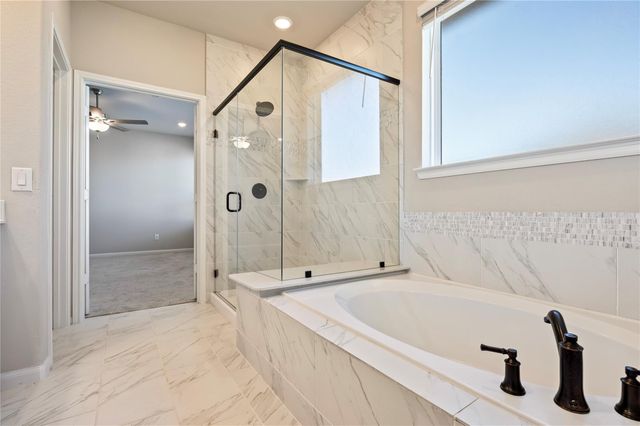 719 Sandy Bay Lane, Kemah, TX 77565