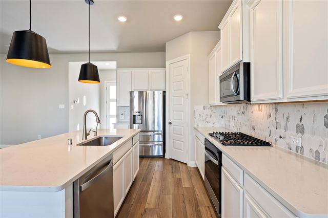 719 Sandy Bay Lane, Kemah, TX 77565