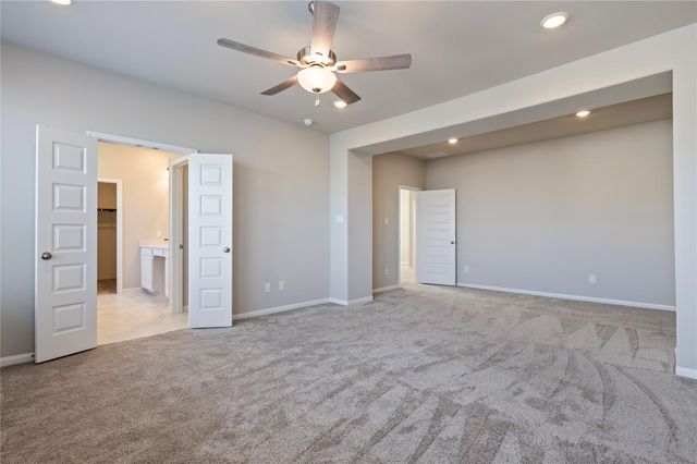 719 Sandy Bay Lane, Kemah, TX 77565