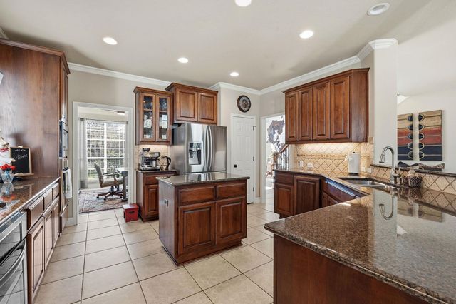 2807 Rambler Valley DR, Cedar Park, TX 78613