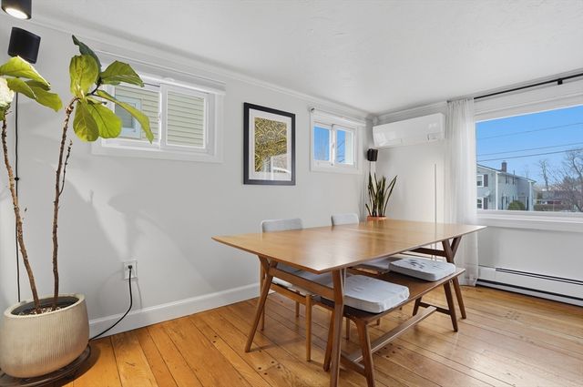 118 Wilkinson Street, Worcester, MA 01606