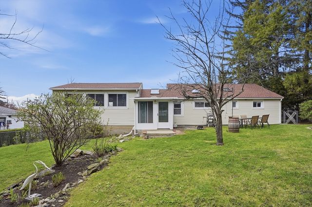 118 Wilkinson Street, Worcester, MA 01606