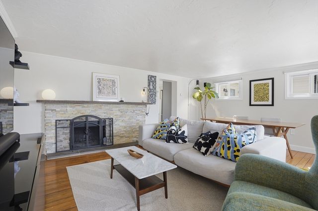 118 Wilkinson Street, Worcester, MA 01606