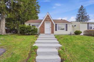 118 Wilkinson Street, Worcester, MA 01606