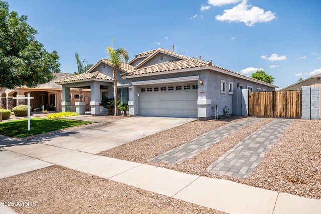 4140 E CLAXTON Avenue, Gilbert, AZ 85297