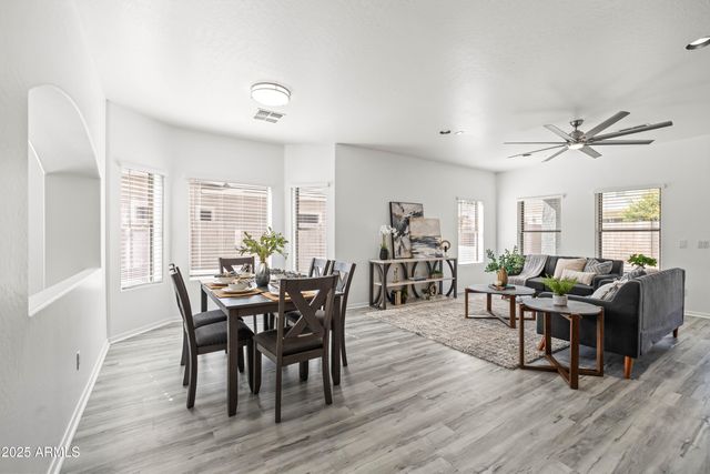 4140 E CLAXTON Avenue, Gilbert, AZ 85297