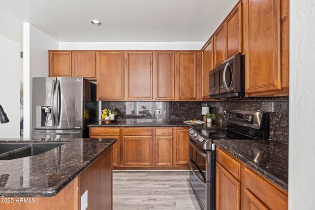 4140 E CLAXTON Avenue, Gilbert, AZ 85297