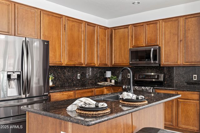 4140 E CLAXTON Avenue, Gilbert, AZ 85297