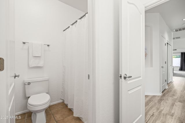 4140 E CLAXTON Avenue, Gilbert, AZ 85297