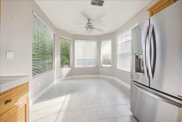 1611 Hackberry Ln, Lincoln, CA 95648