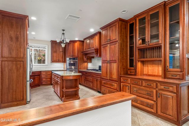 40012 Valle View Lane, Leona Valley, CA 93551