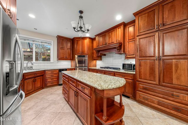 40012 Valle View Lane, Leona Valley, CA 93551