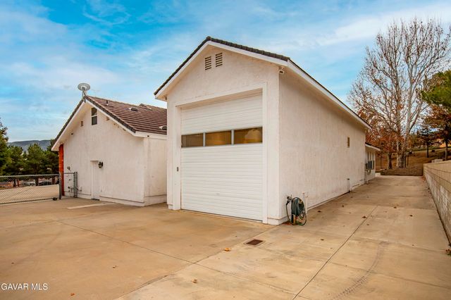 40012 Valle View Lane, Leona Valley, CA 93551