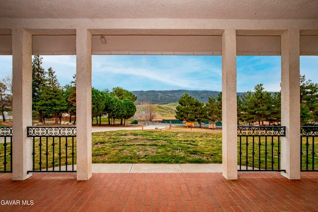 40012 Valle View Lane, Leona Valley, CA 93551