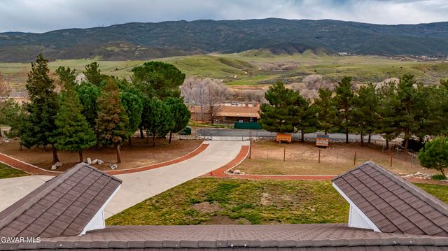 40012 Valle View Lane, Leona Valley, CA 93551