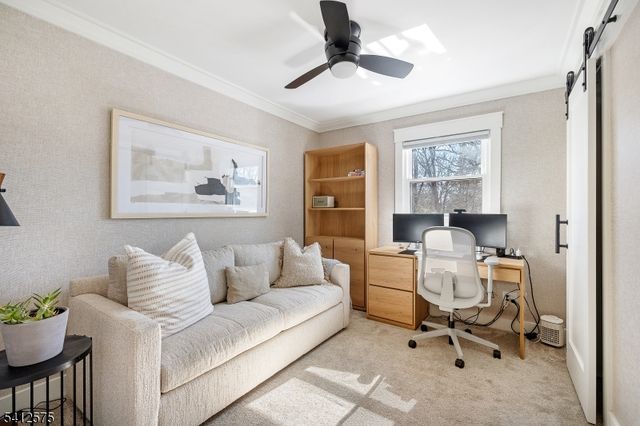 58 Edgewood Dr, Florham Park Boro, NJ 07932