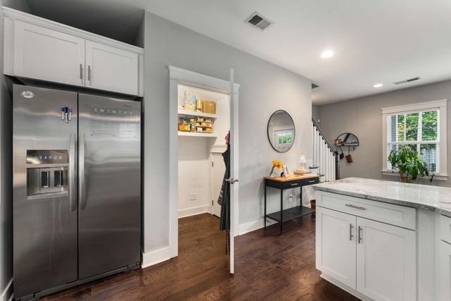 1813 7th Ave N Apt 102, Nashville, TN 37208