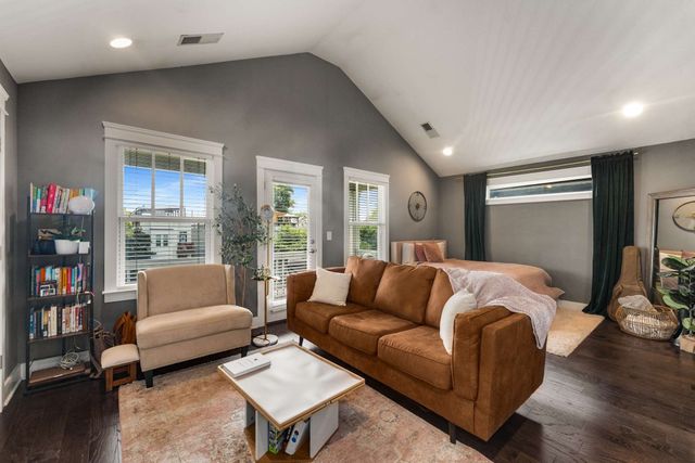 1813 7th Ave N Apt 102, Nashville, TN 37208