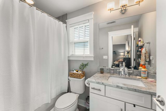 1813 7th Ave N Apt 102, Nashville, TN 37208