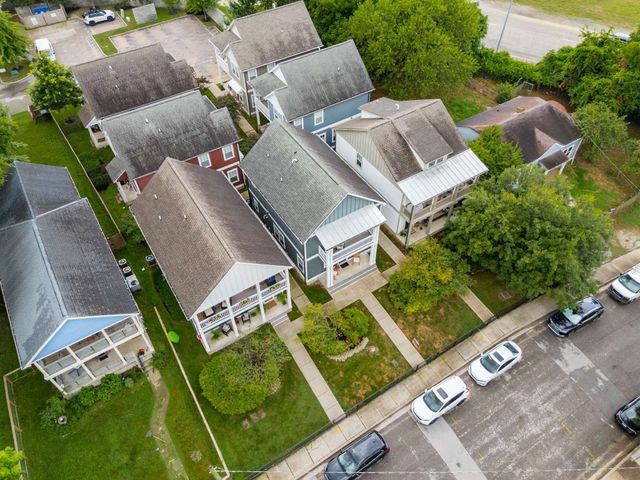 1813 7th Ave N Apt 102, Nashville, TN 37208