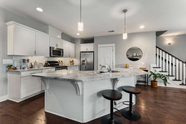 1813 7th Ave N Apt 102, Nashville, TN 37208