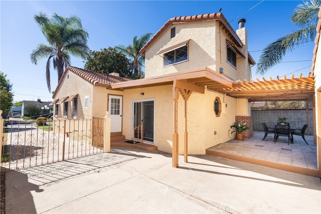 2232 N Valley Street, Burbank, CA 91505 — photo 2