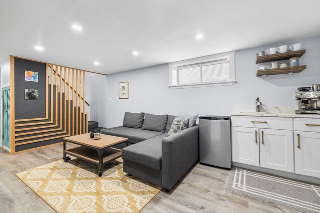 66 Newhall St, Revere, MA 02151