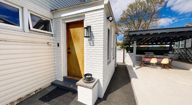 66 Newhall St, Revere, MA 02151