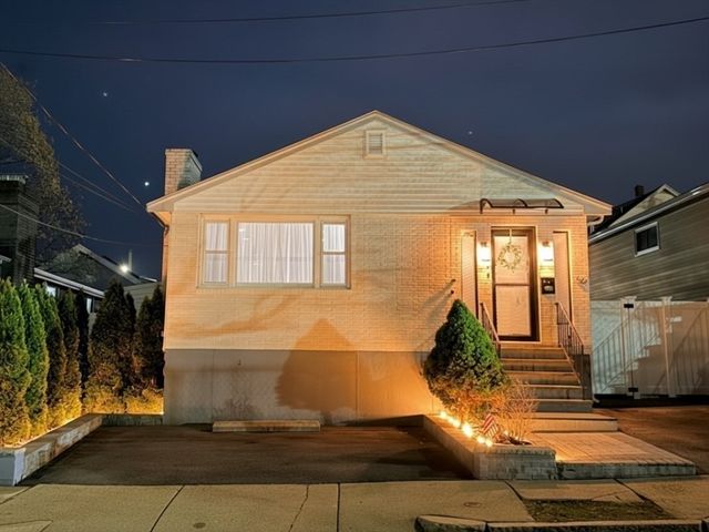 66 Newhall St, Revere, MA 02151