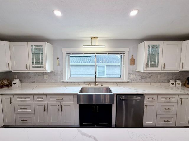 66 Newhall St, Revere, MA 02151