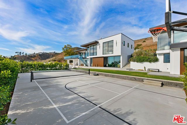 29623 Cuthbert Road, Malibu, CA 90265