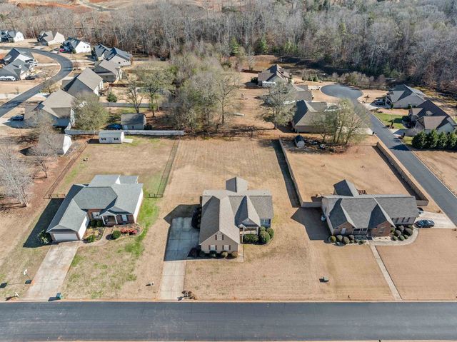 380 Saddlers Run, Chesnee, SC 29323