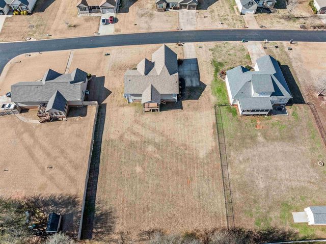 380 Saddlers Run, Chesnee, SC 29323