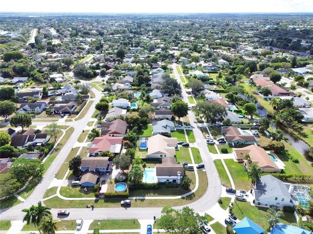 760 Windtree Way, Wellington, FL 33414