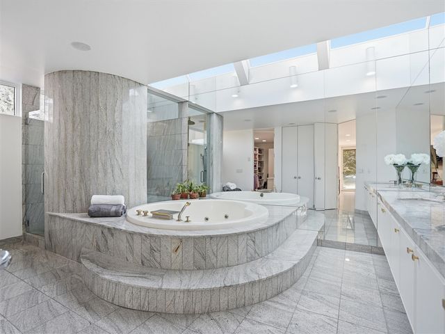 4708 Buckby Cross, Bloomfield Hills, MI 48302