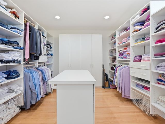 4708 Buckby Cross, Bloomfield Hills, MI 48302