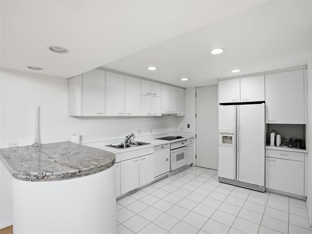 4708 Buckby Cross, Bloomfield Hills, MI 48302