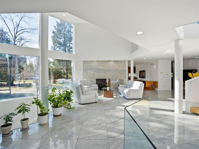 4708 Buckby Cross, Bloomfield Hills, MI 48302