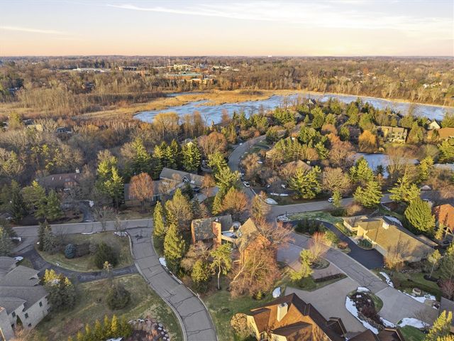 4708 Buckby Cross, Bloomfield Hills, MI 48302