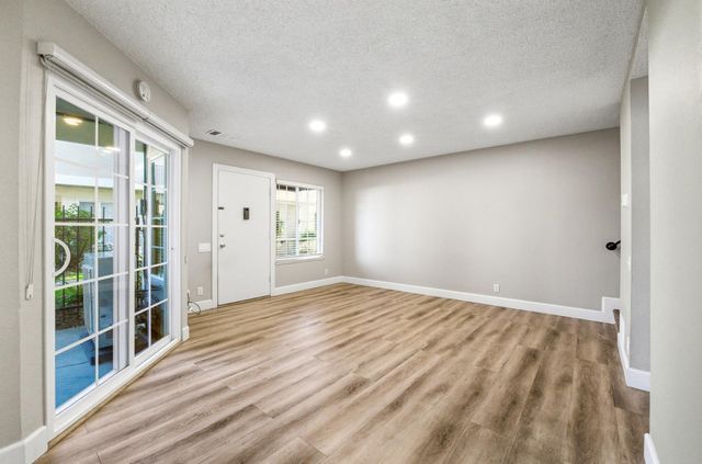 42 Muirfield Court, San Jose, CA 95116